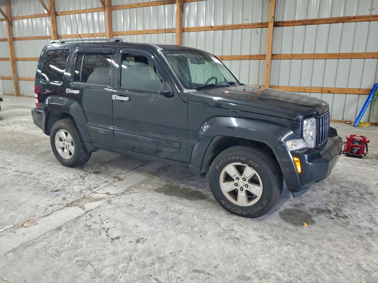 2012 JEEP Liberty