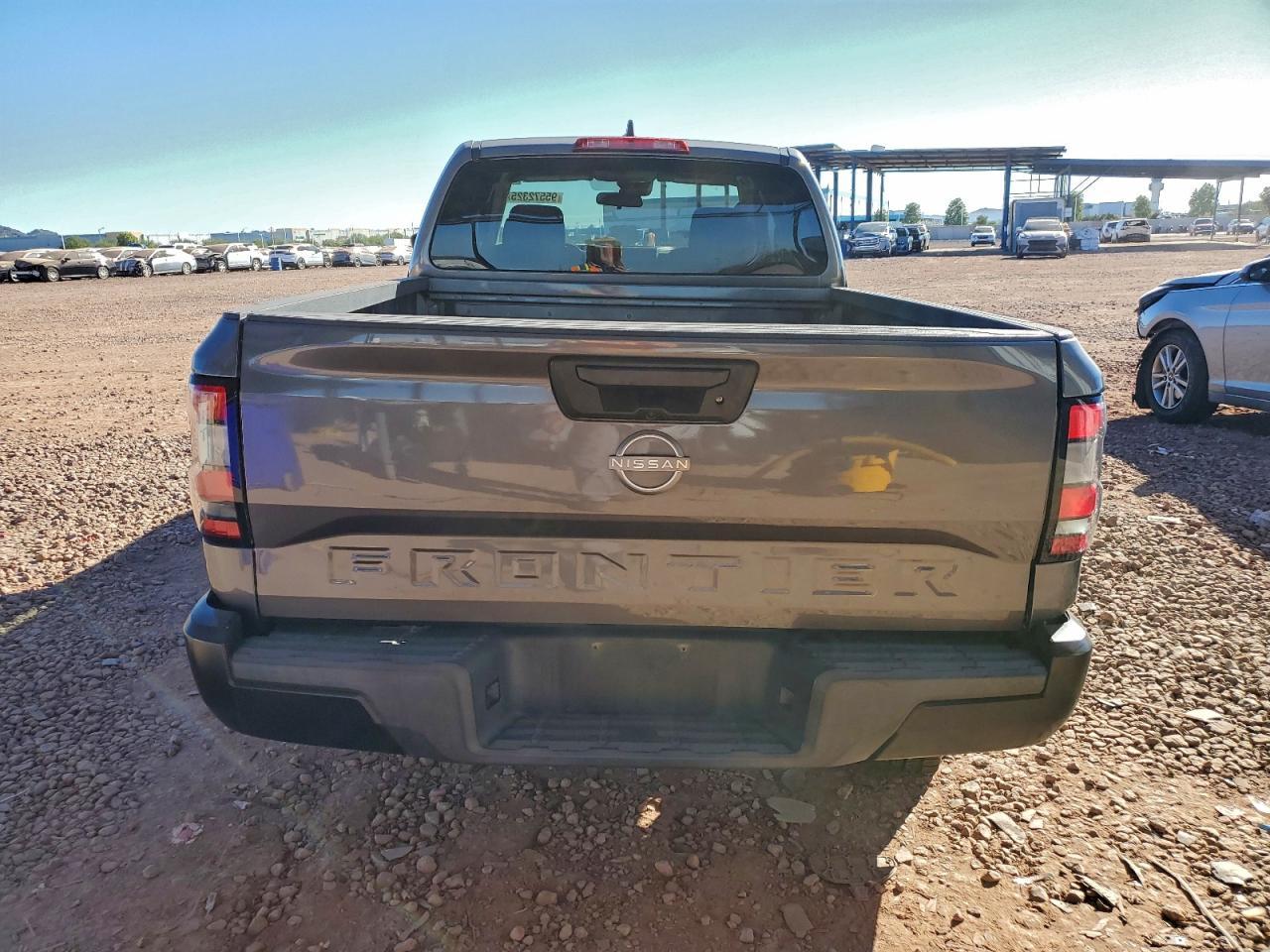 2022 NISSAN Frontier