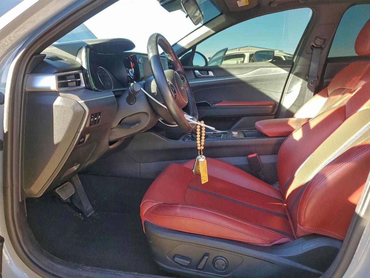 2023 KIA K5