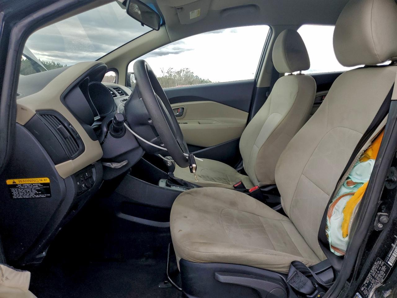 2013 KIA RIO