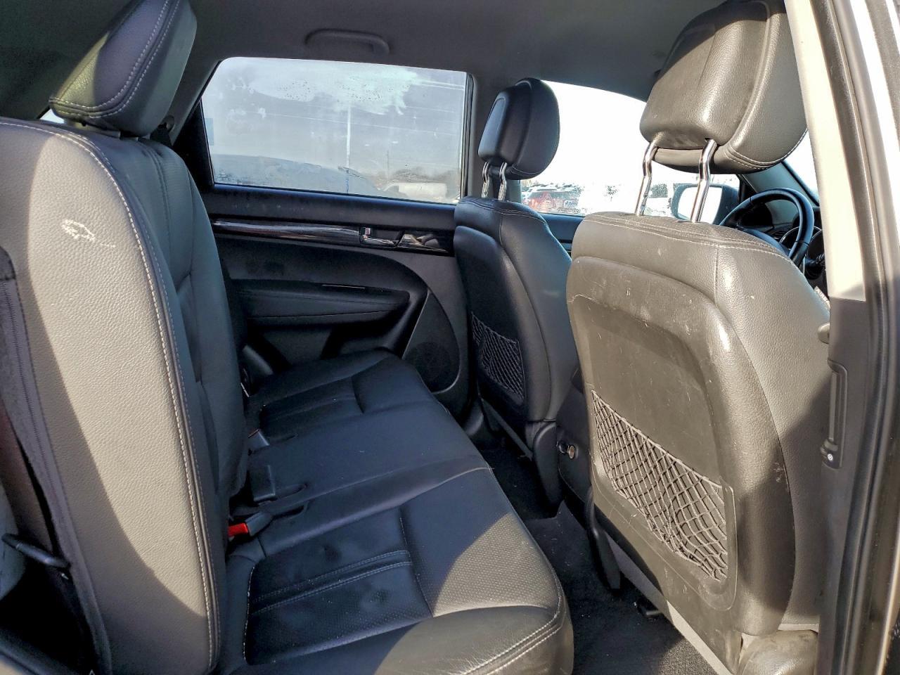 2011 KIA SORENTO