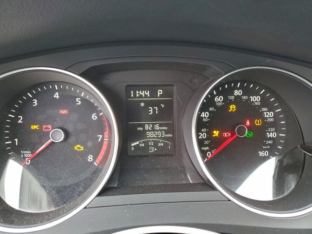 2016 VOLKSWAGEN JETTA