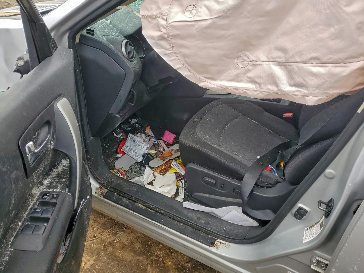 2013 NISSAN ROGUE