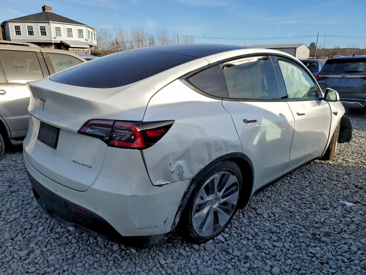 2020 TESLA MODEL Y