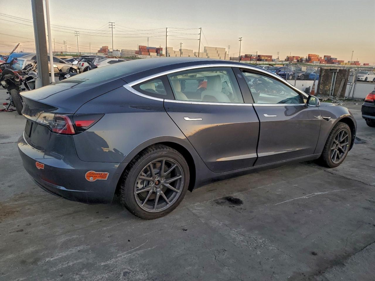 2020 TESLA MODEL 3