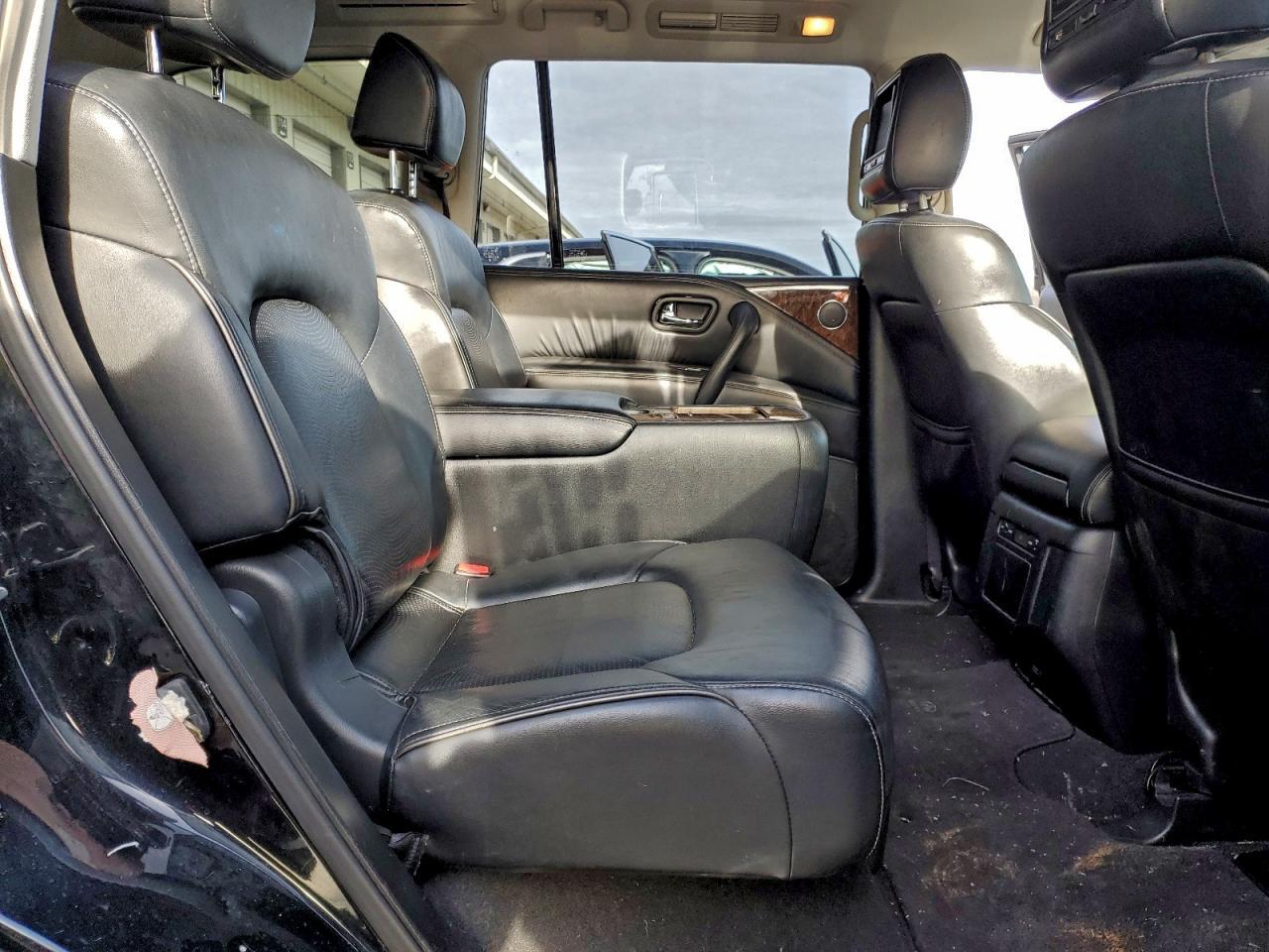 2016 INFINITI QX80