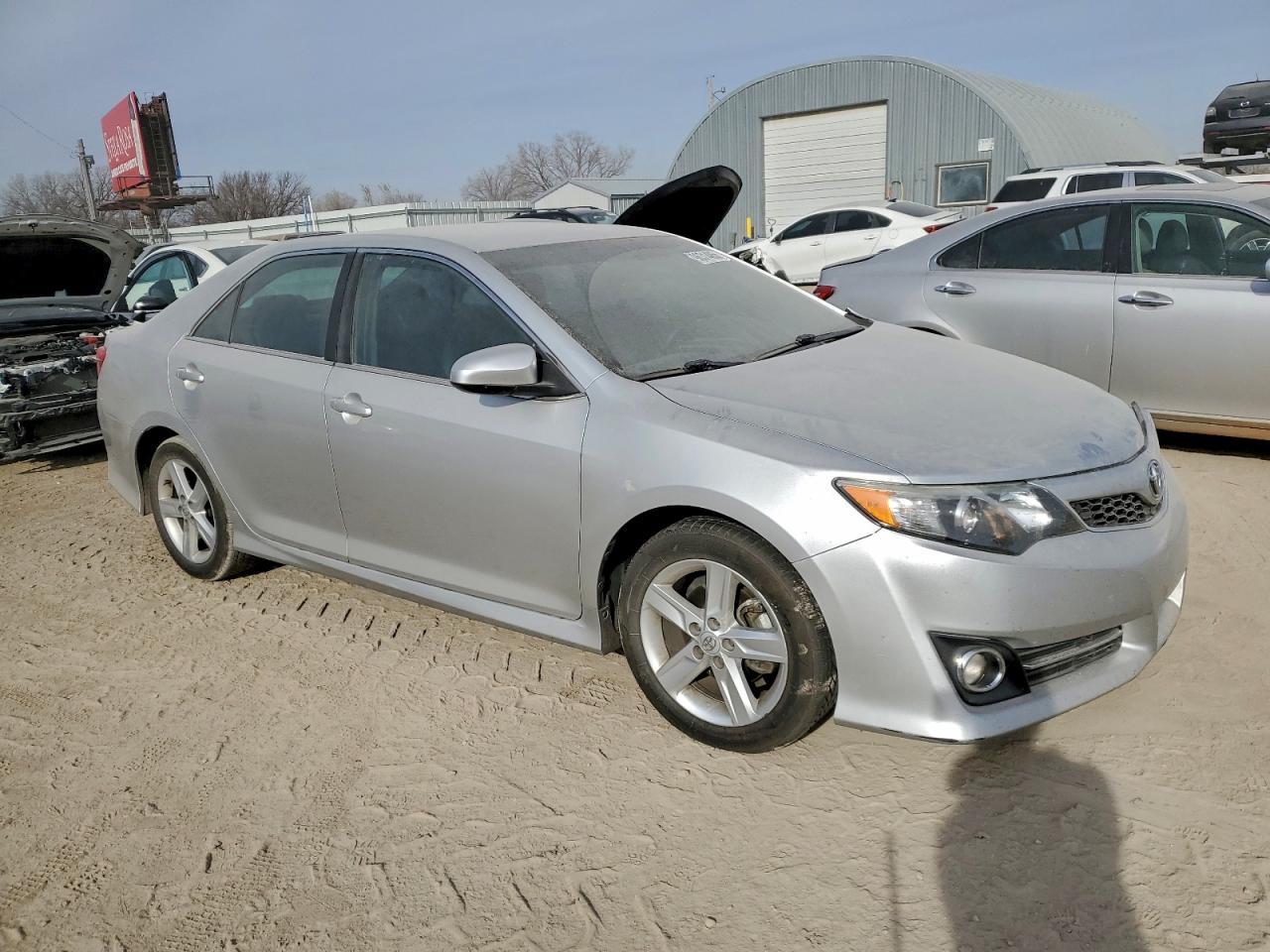 2013 TOYOTA CAMRY