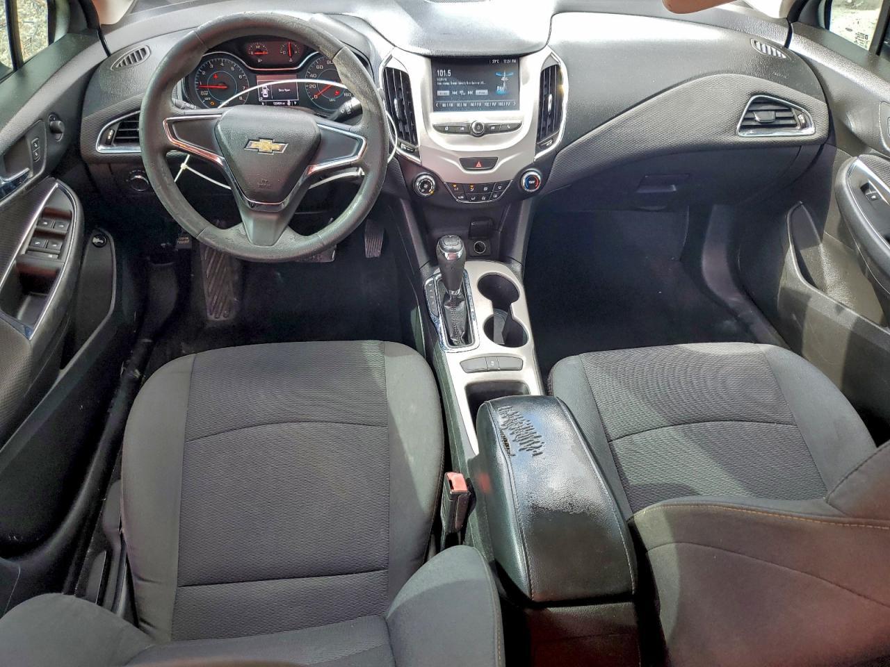 2017 CHEVROLET CRUZE