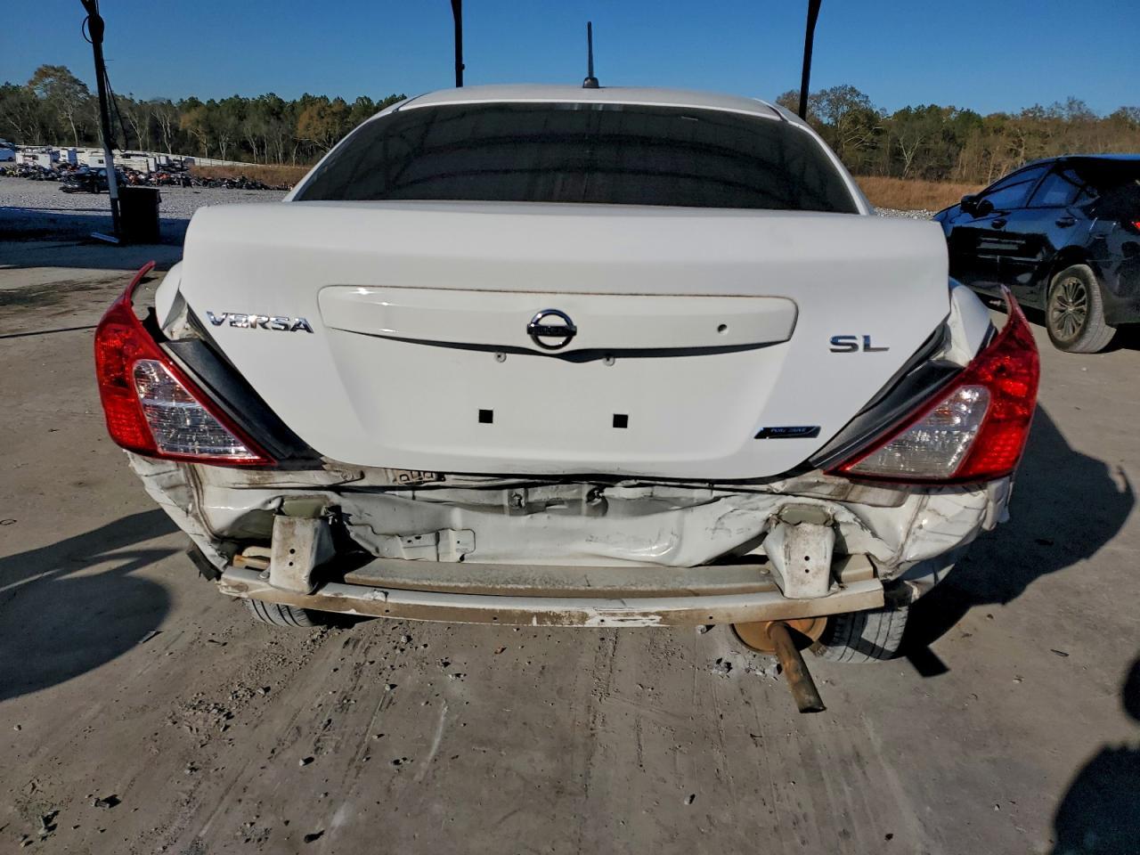 2012 NISSAN VERSA