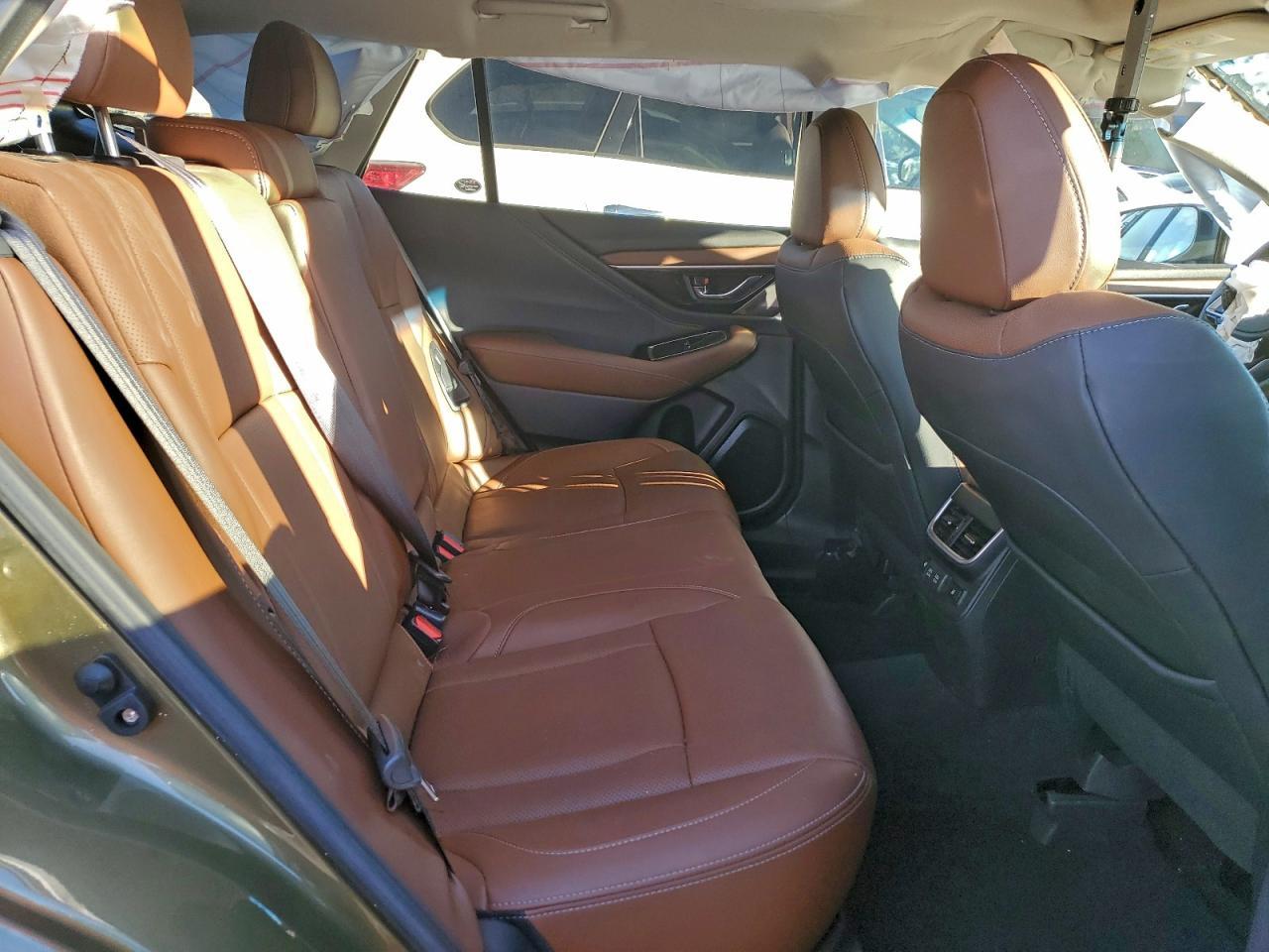 2020 SUBARU Outback