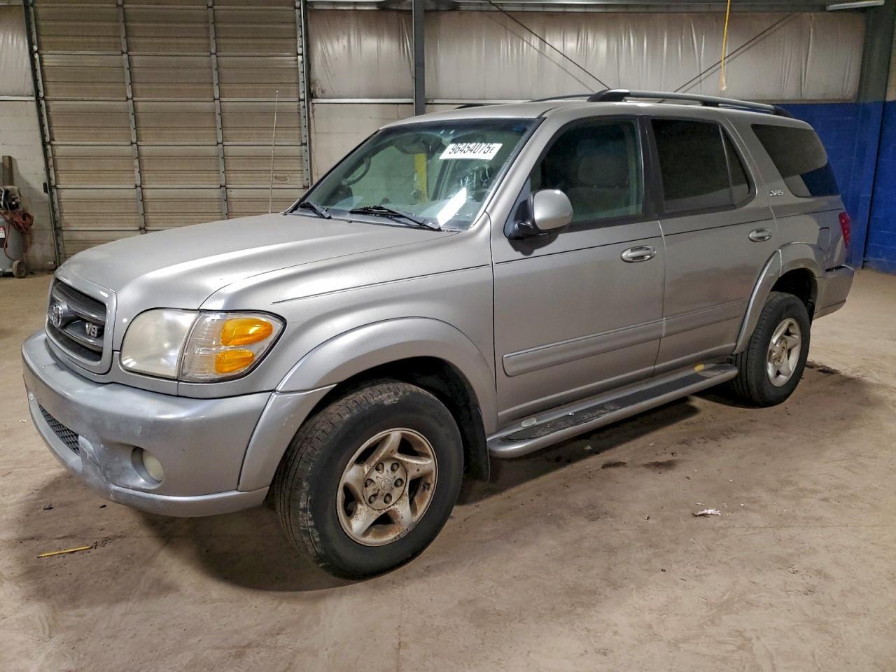 2004 TOYOTA Sequoia