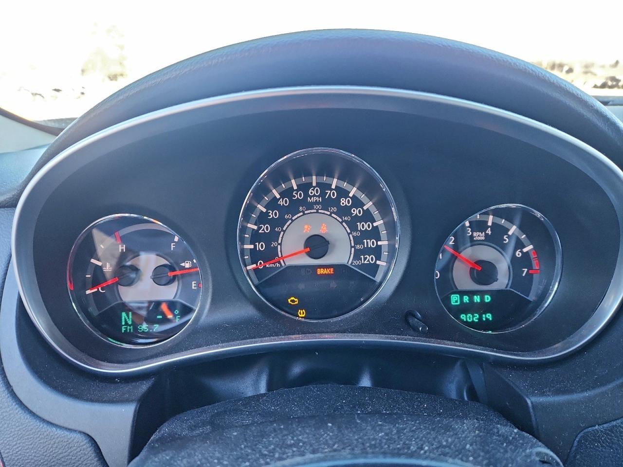 2011 CHRYSLER 200