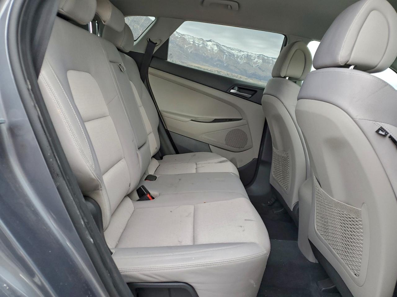 2017 HYUNDAI TUCSON