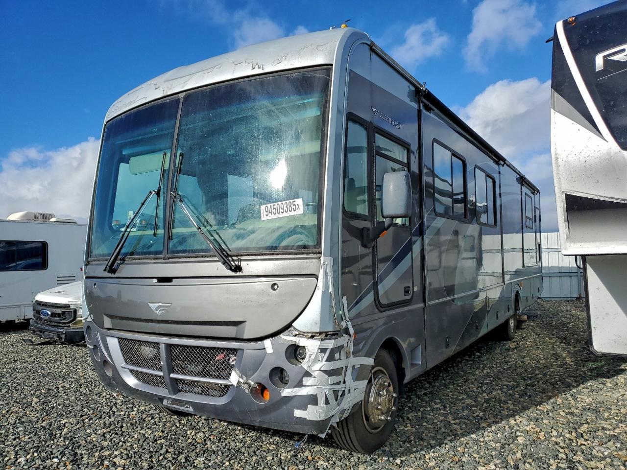 2005 Workhorse W22