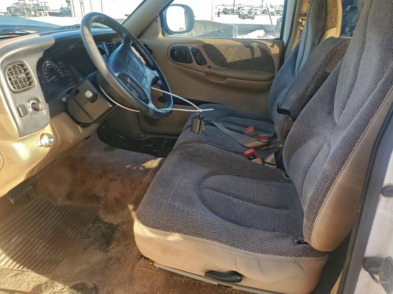 1998 DODGE Dakota