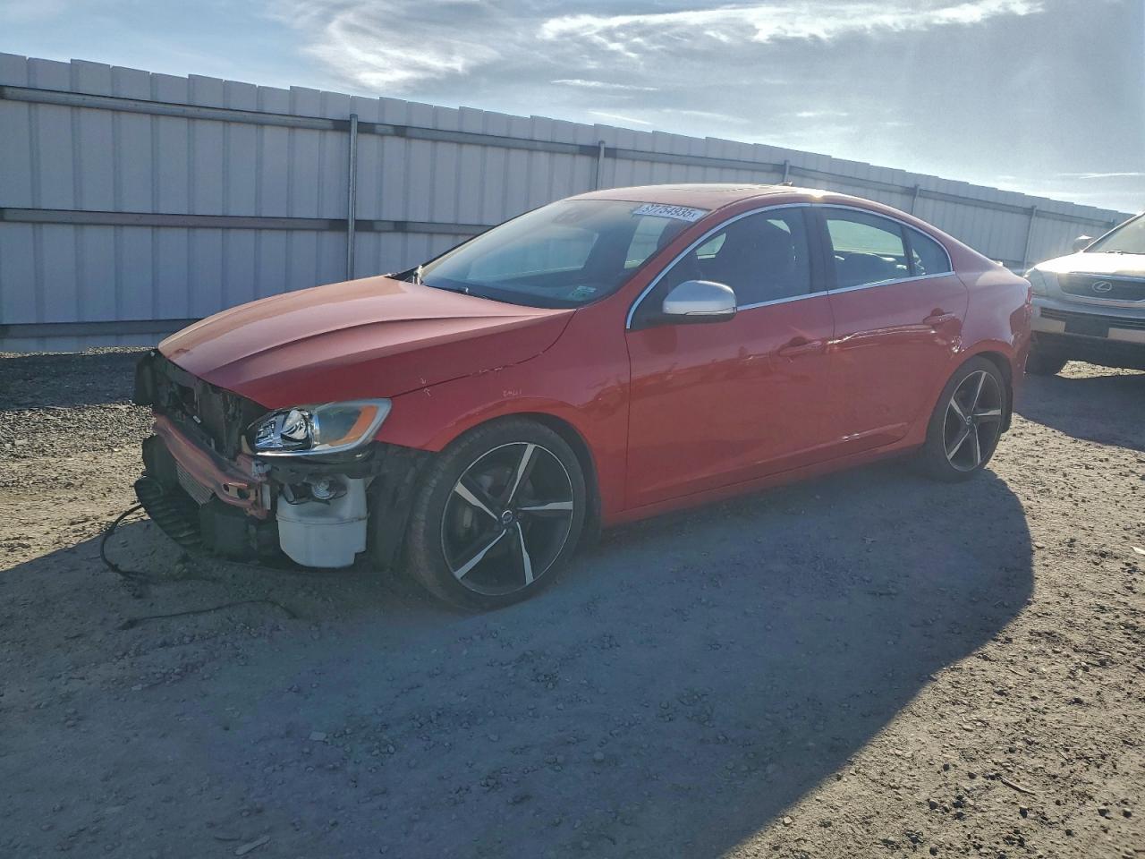 2016 VOLVO S60