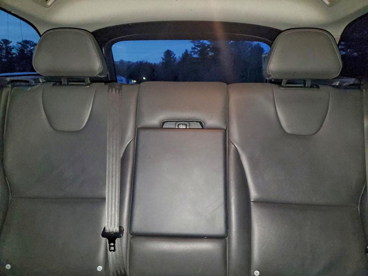 2015 VOLVO XC60