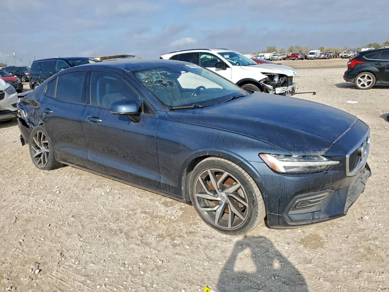 2020 VOLVO S60