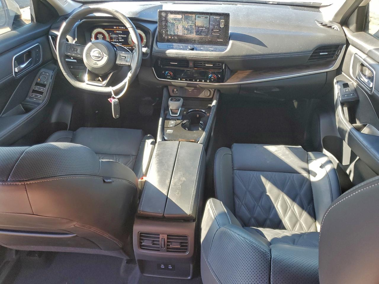 2024 NISSAN ROGUE