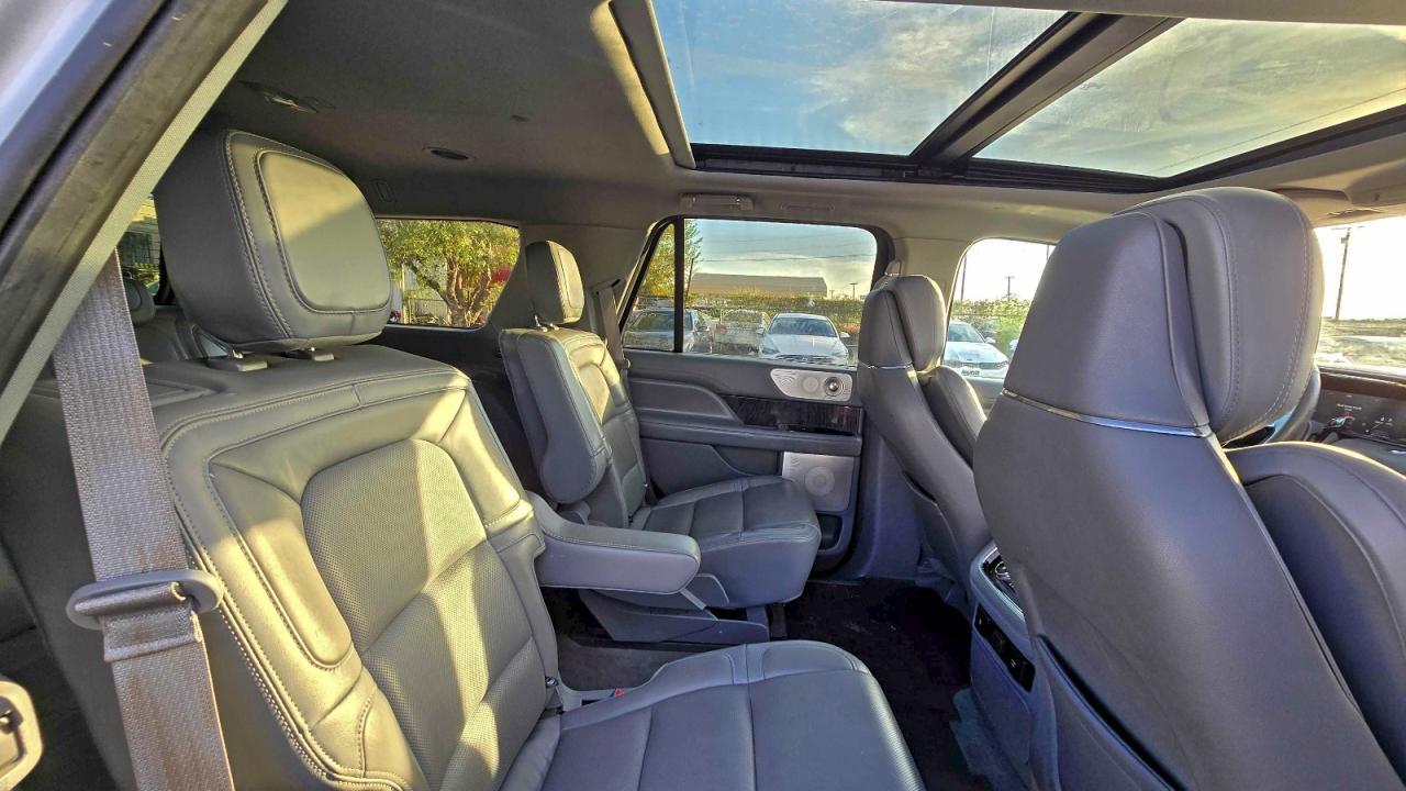 2021 LINCOLN Navigator