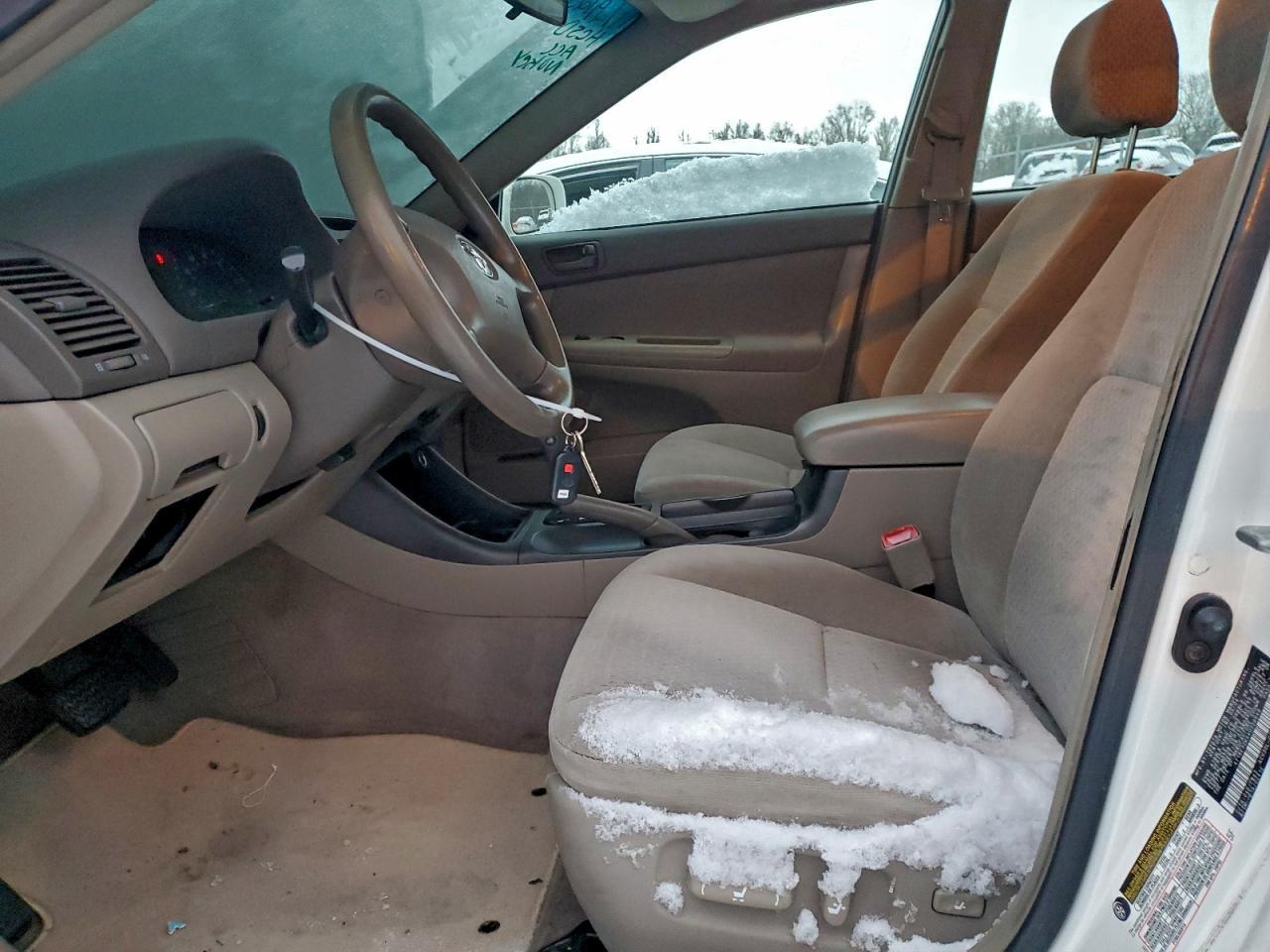 2004 TOYOTA CAMRY