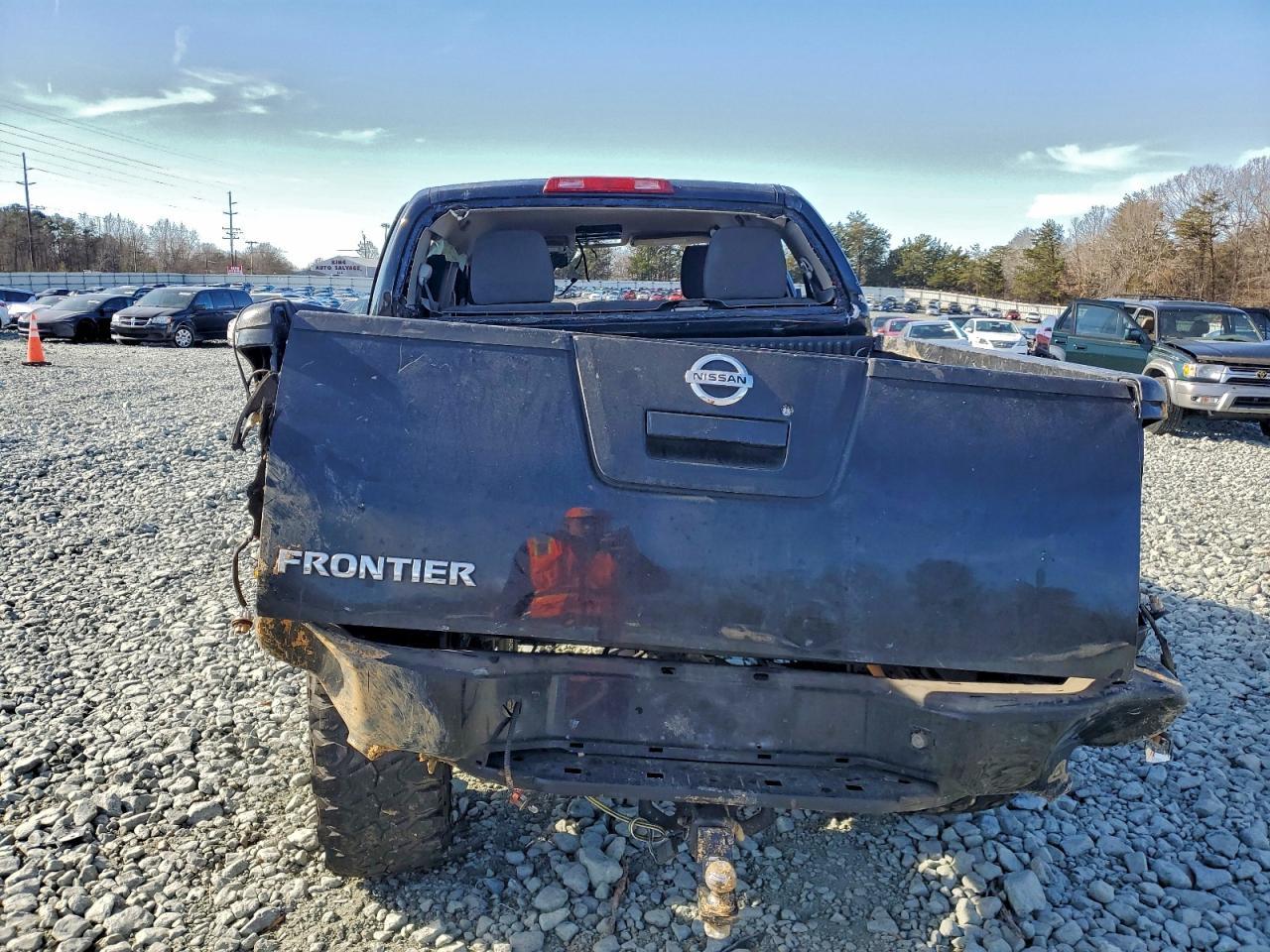 2012 NISSAN Frontier