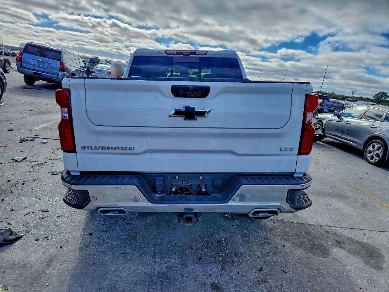 2024 CHEVROLET Silverado