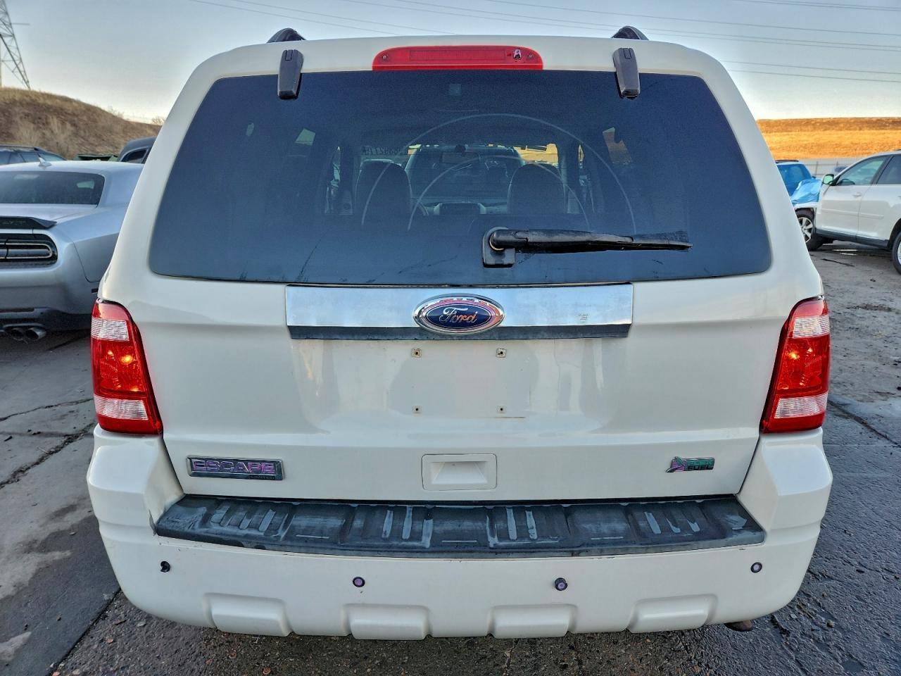 2010 FORD ESCAPE