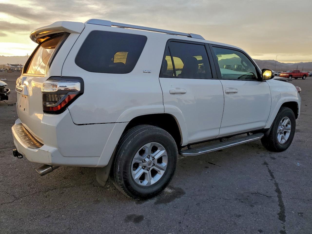 2016 TOYOTA 4Runner