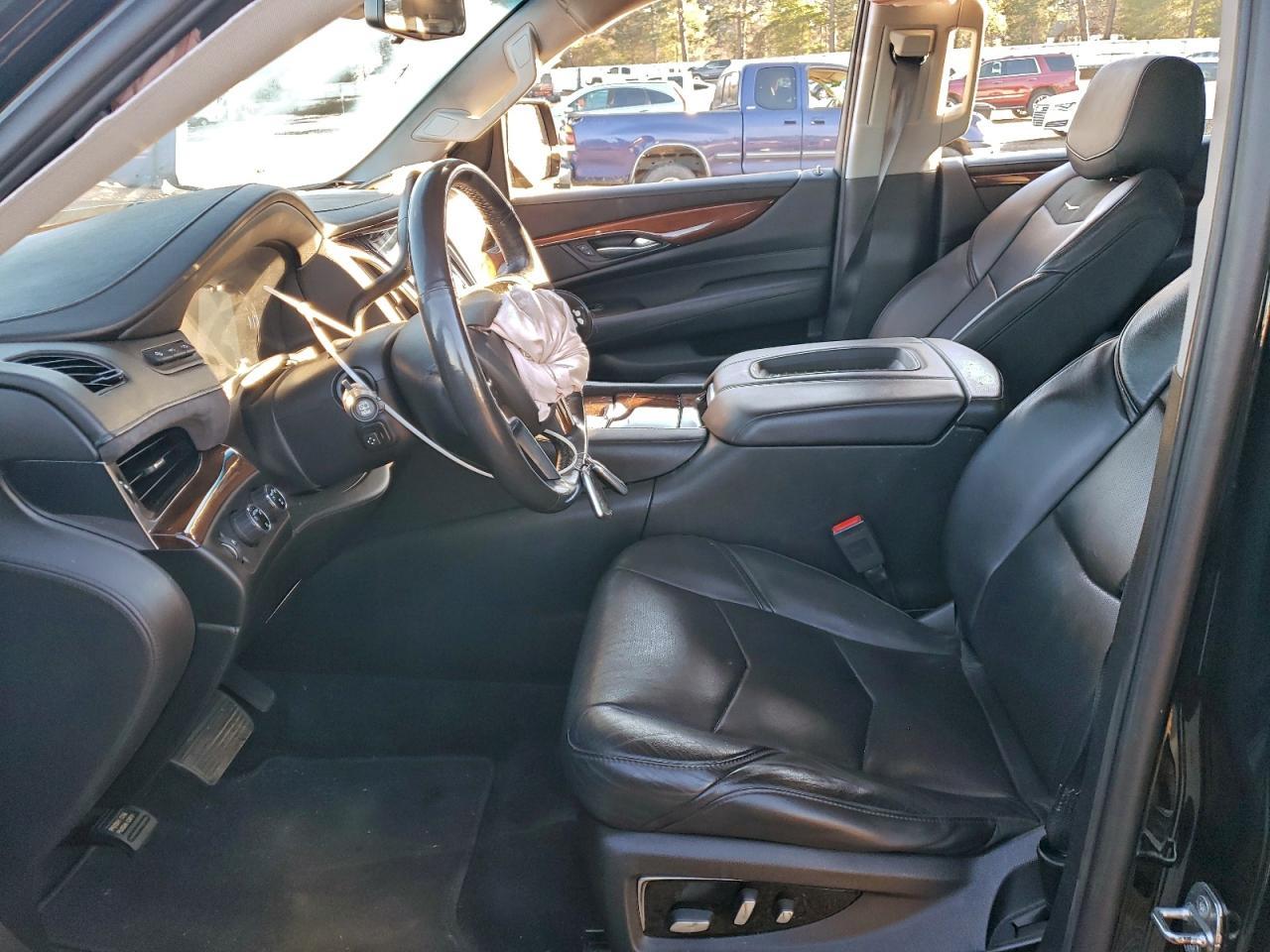 2018 CADILLAC ESCALADE
