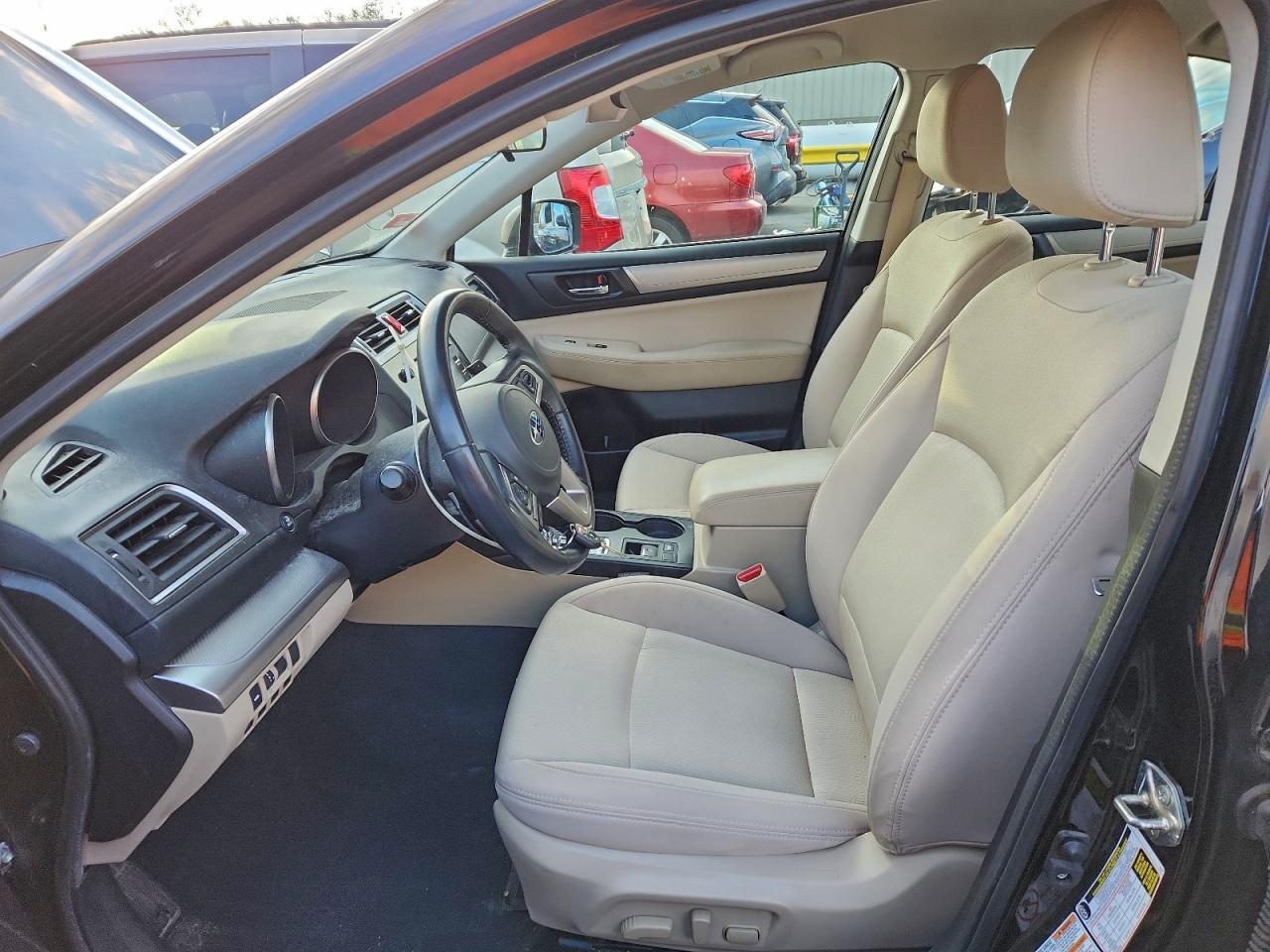 2016 SUBARU Legacy
