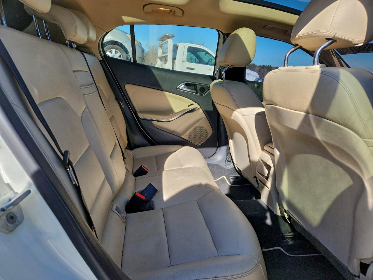 2015 MERCEDES-BENZ GLA-Class