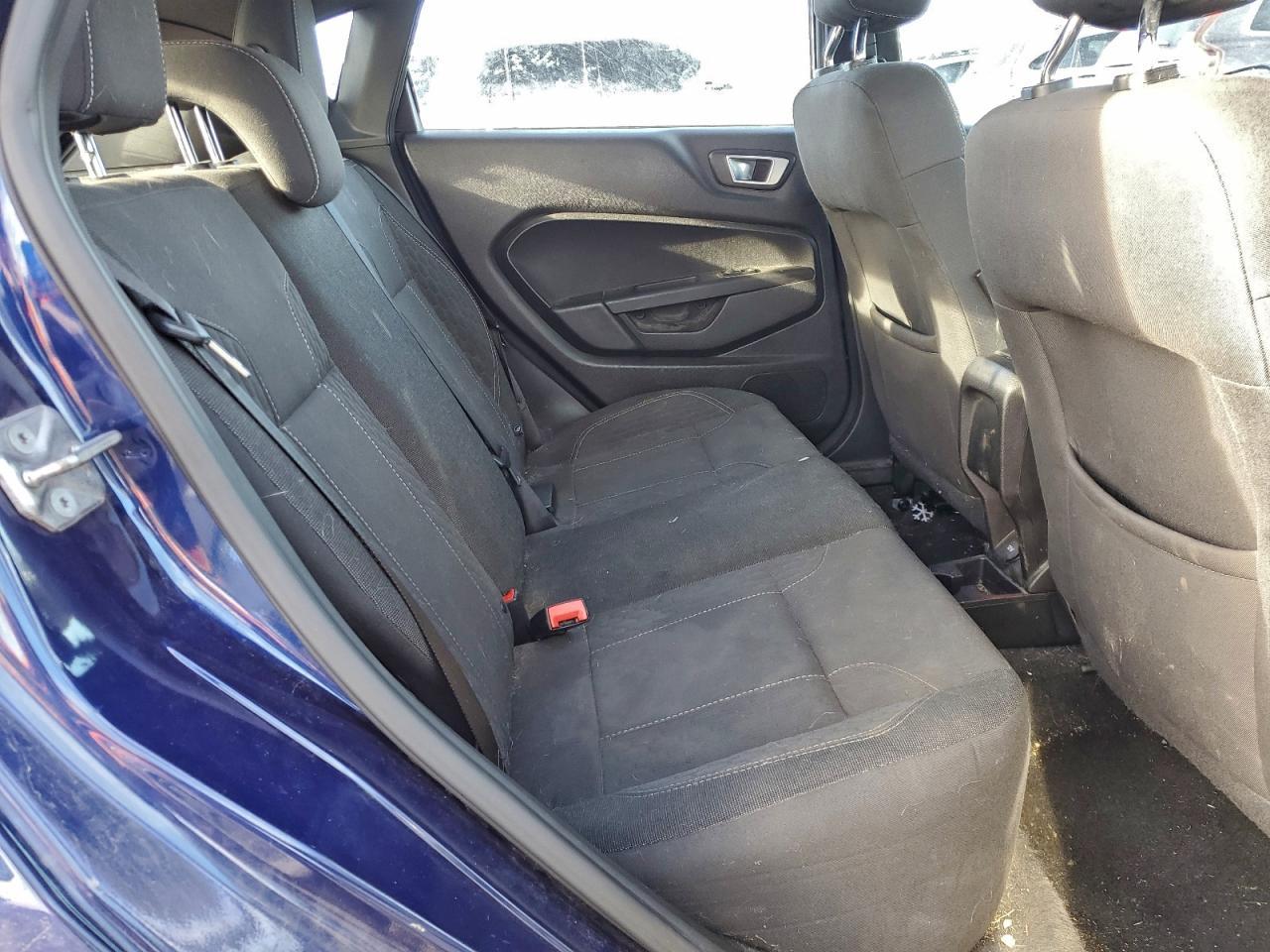 2016 FORD Fiesta