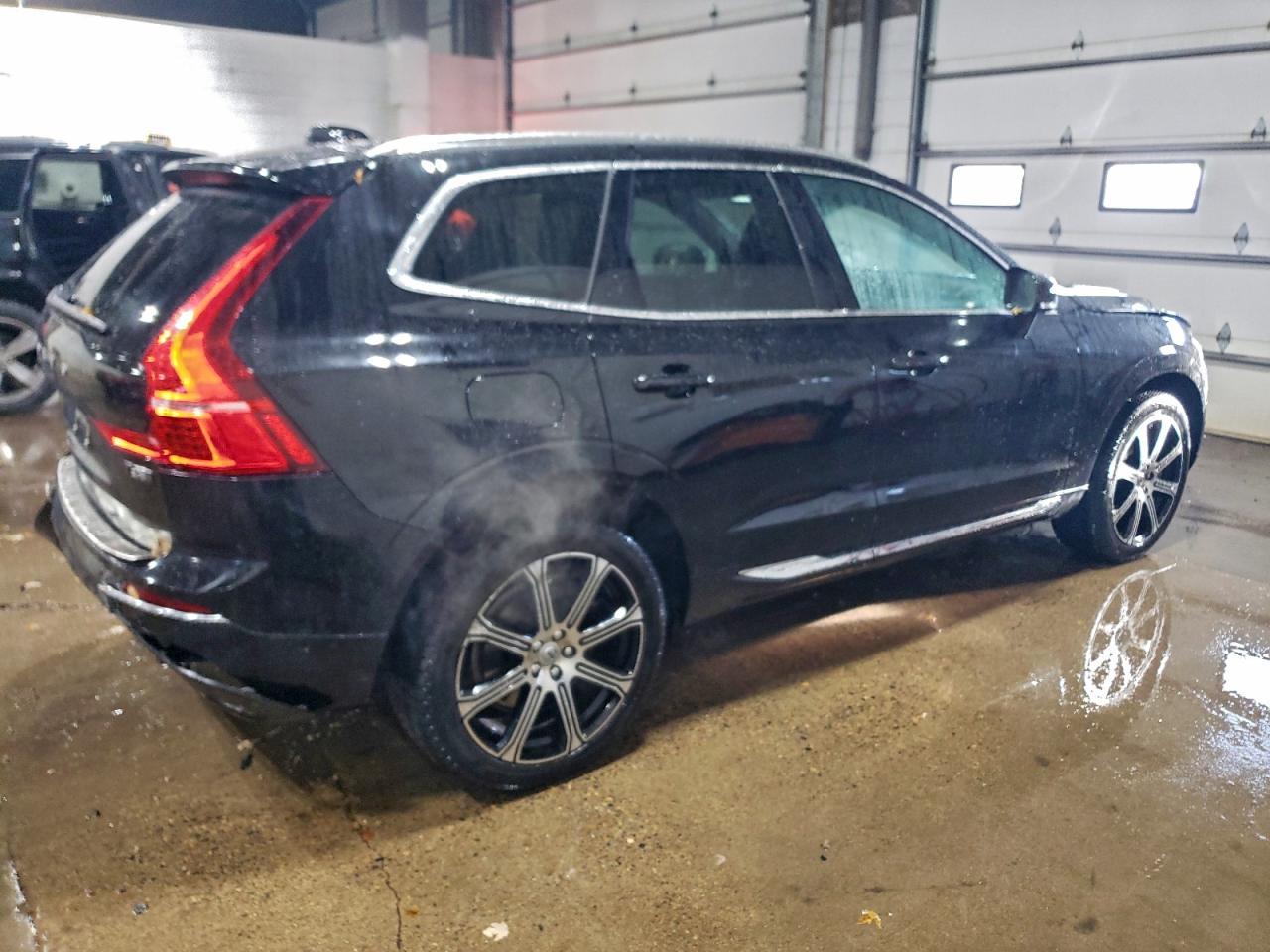 2018 VOLVO XC60