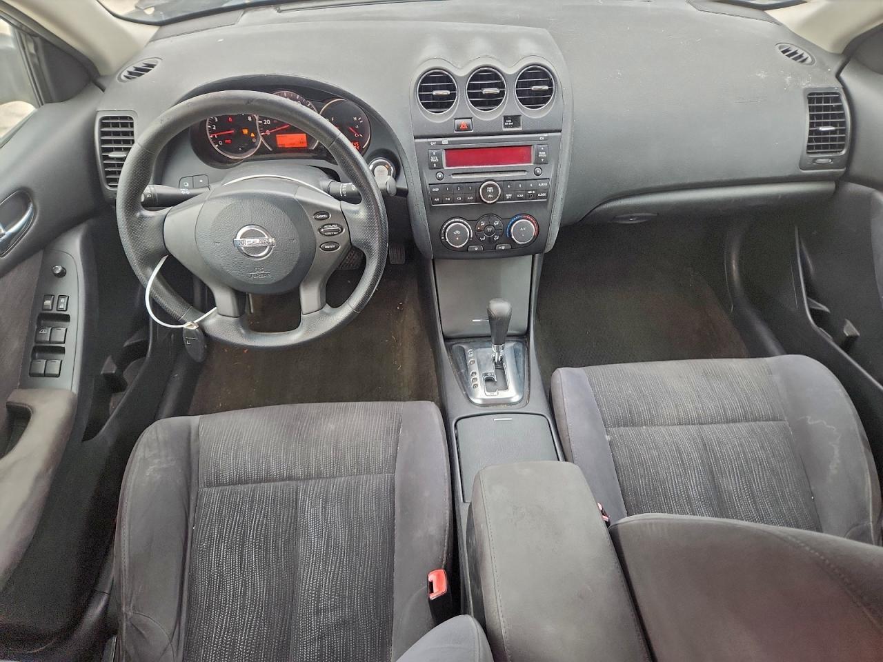2010 NISSAN ALTIMA