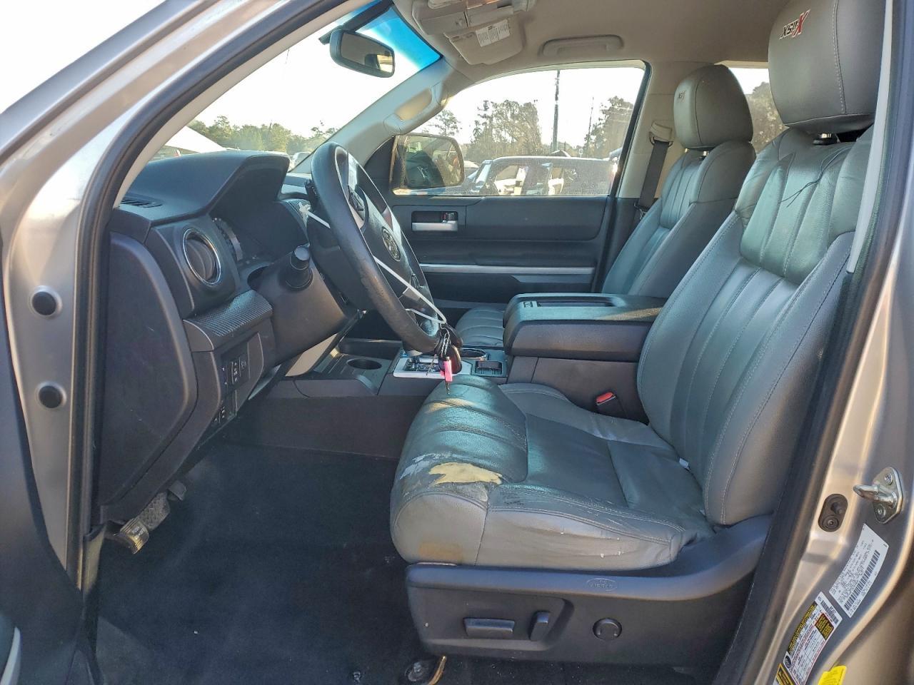 2016 TOYOTA TUNDRA
