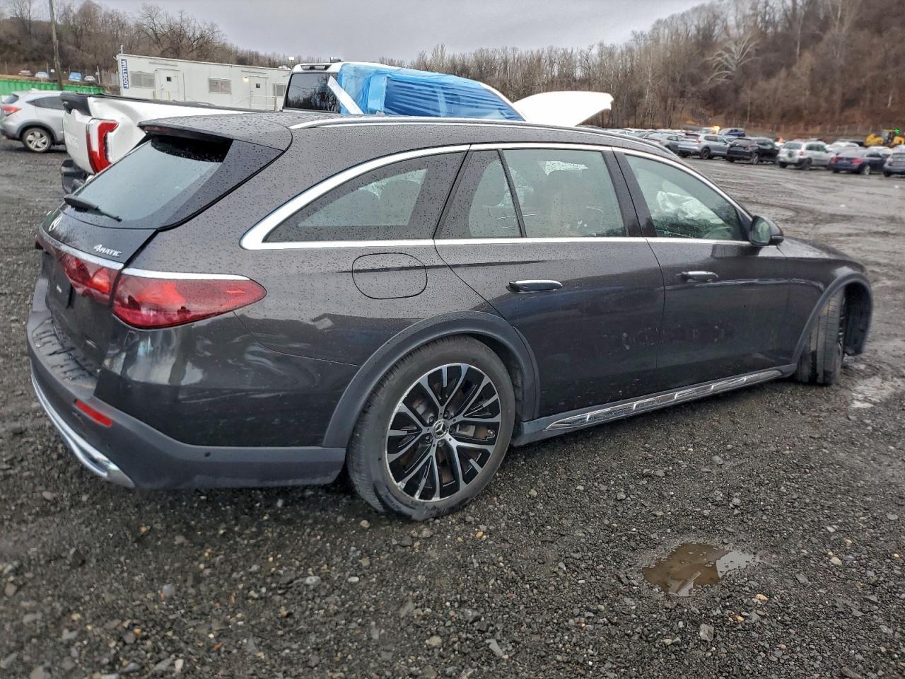 2024 MERCEDES-BENZ E-Class