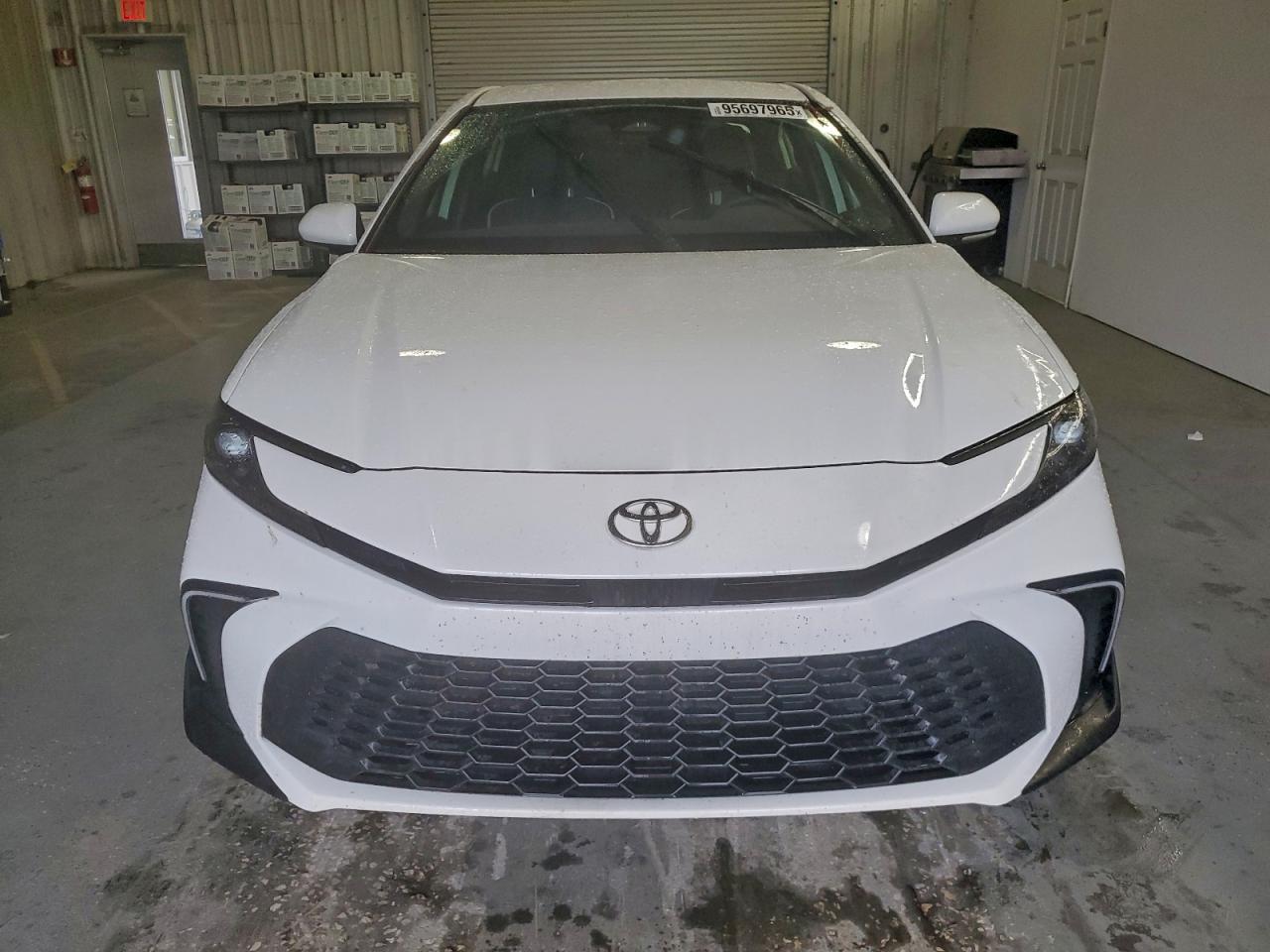2025 TOYOTA CAMRY
