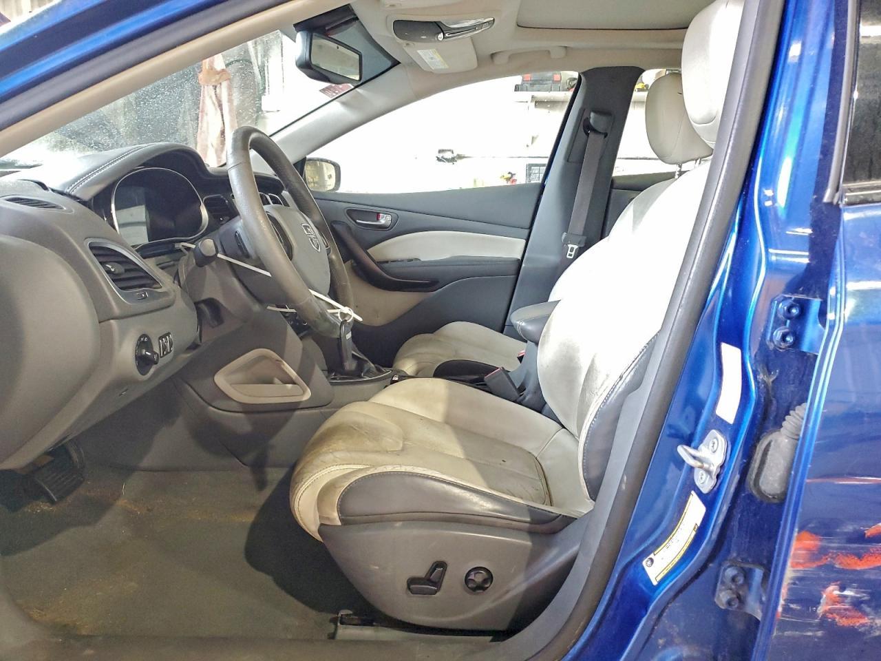 2013 DODGE Dart