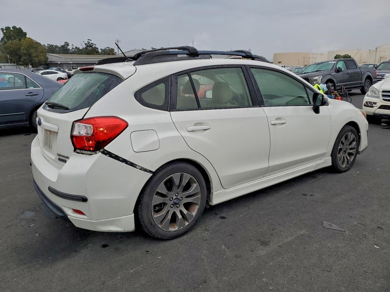 2016 SUBARU IMPREZA