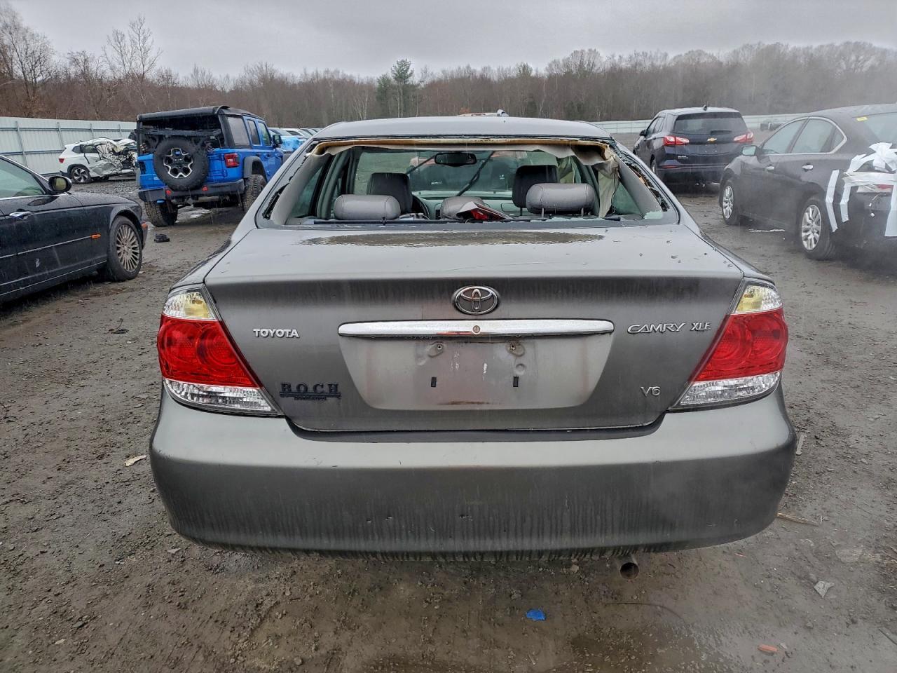 2005 TOYOTA CAMRY