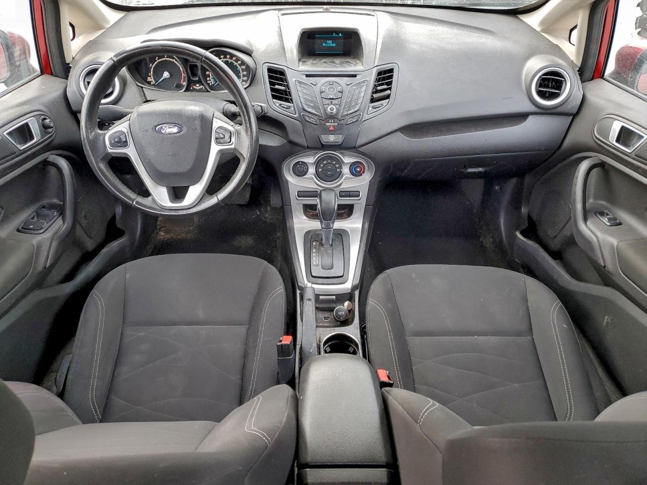 2016 FORD Fiesta