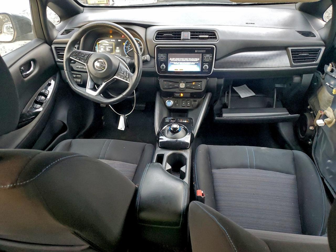 2019 NISSAN LEAF