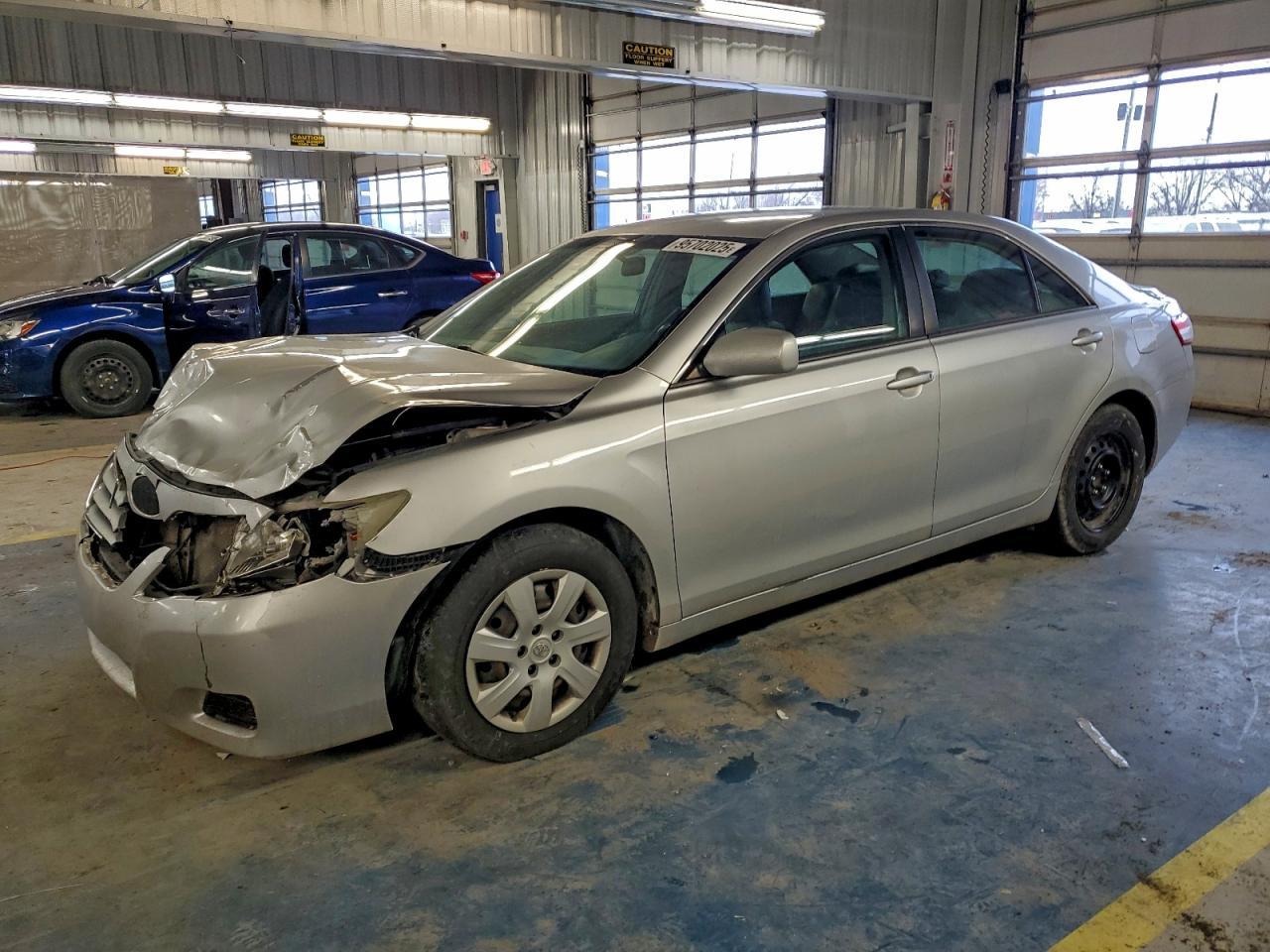 2010 TOYOTA CAMRY