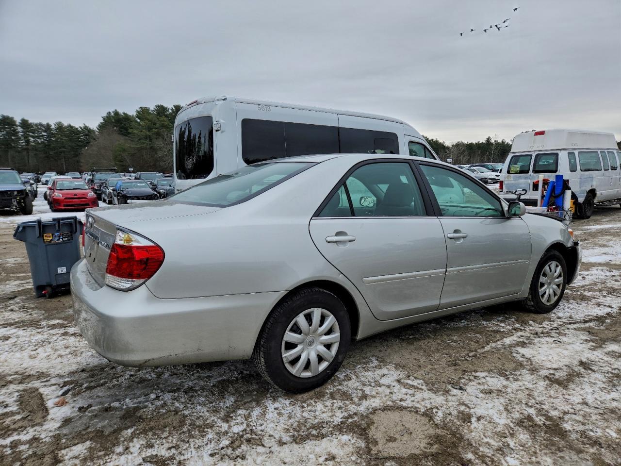 2005 TOYOTA CAMRY