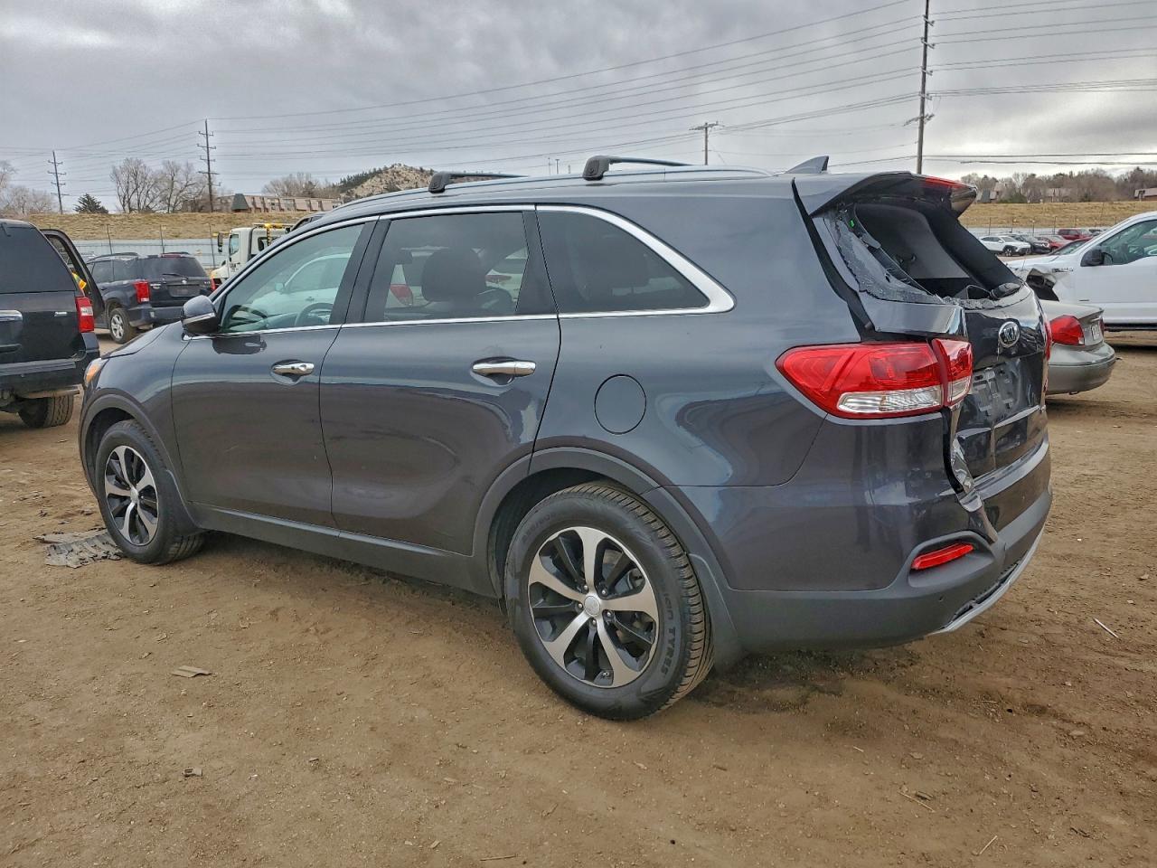 2017 KIA SORENTO