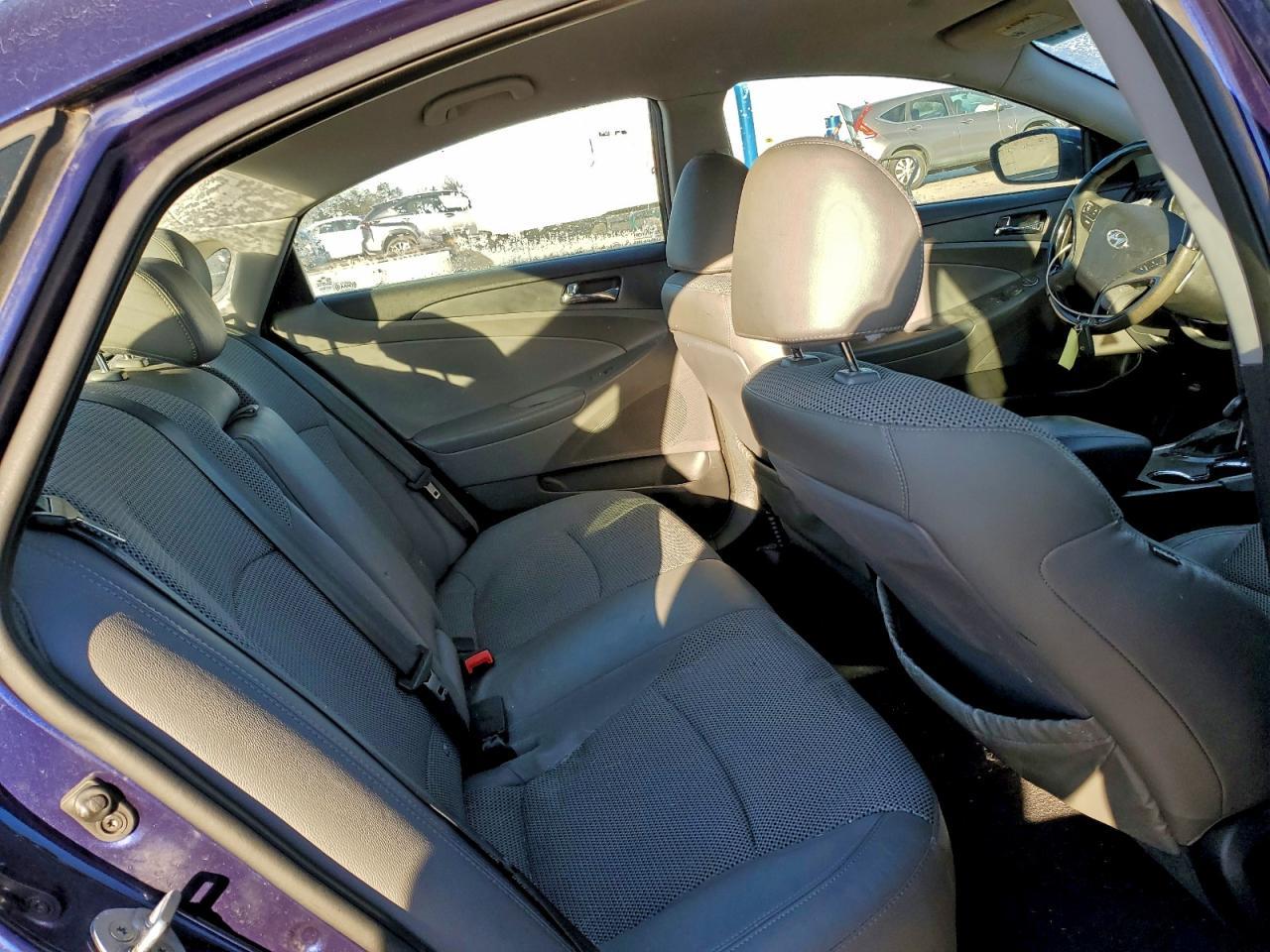 2012 HYUNDAI SONATA