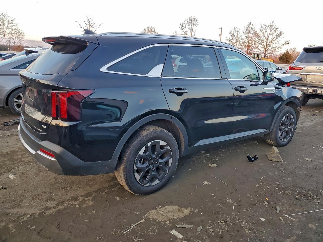 2025 KIA SORENTO