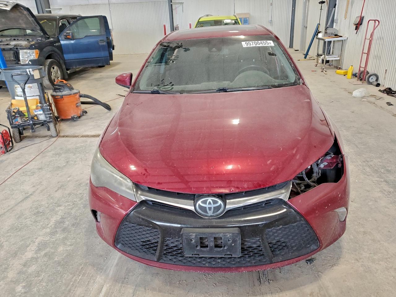 2016 TOYOTA CAMRY