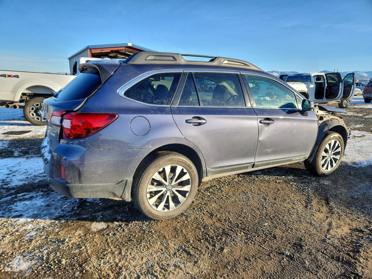 2015 SUBARU Outback